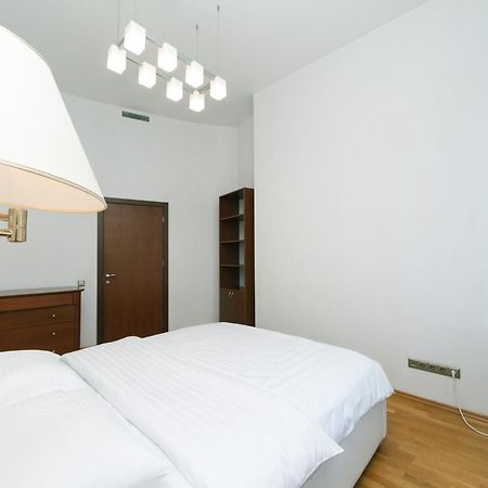 شقة Lux Near Maidan, Khreschutyk 3Br كييف المظهر الخارجي الصورة