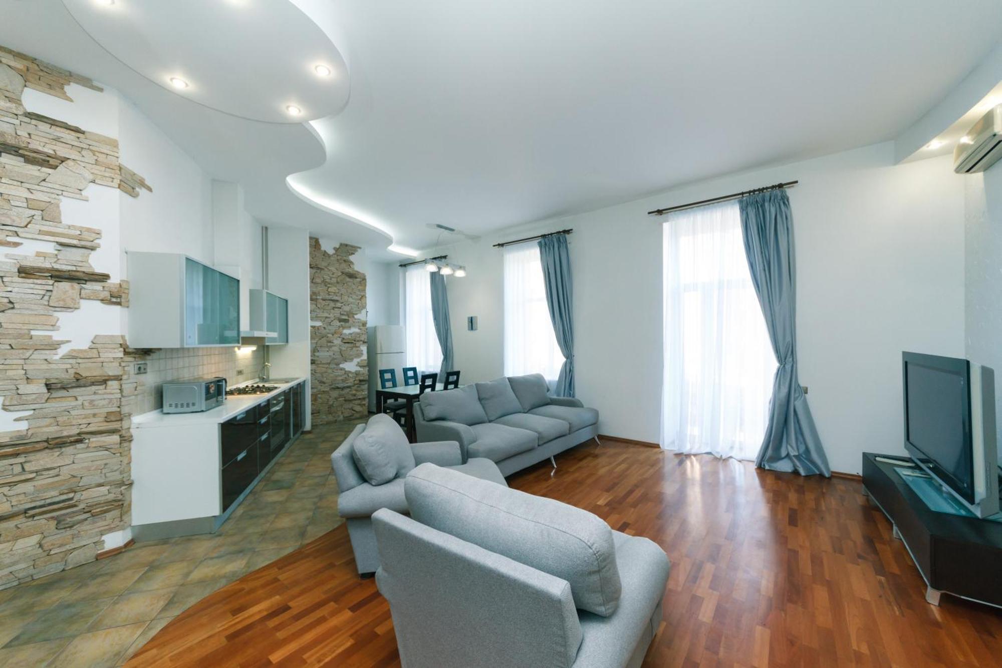شقة Lux Near Maidan, Khreschutyk 3Br كييف المظهر الخارجي الصورة