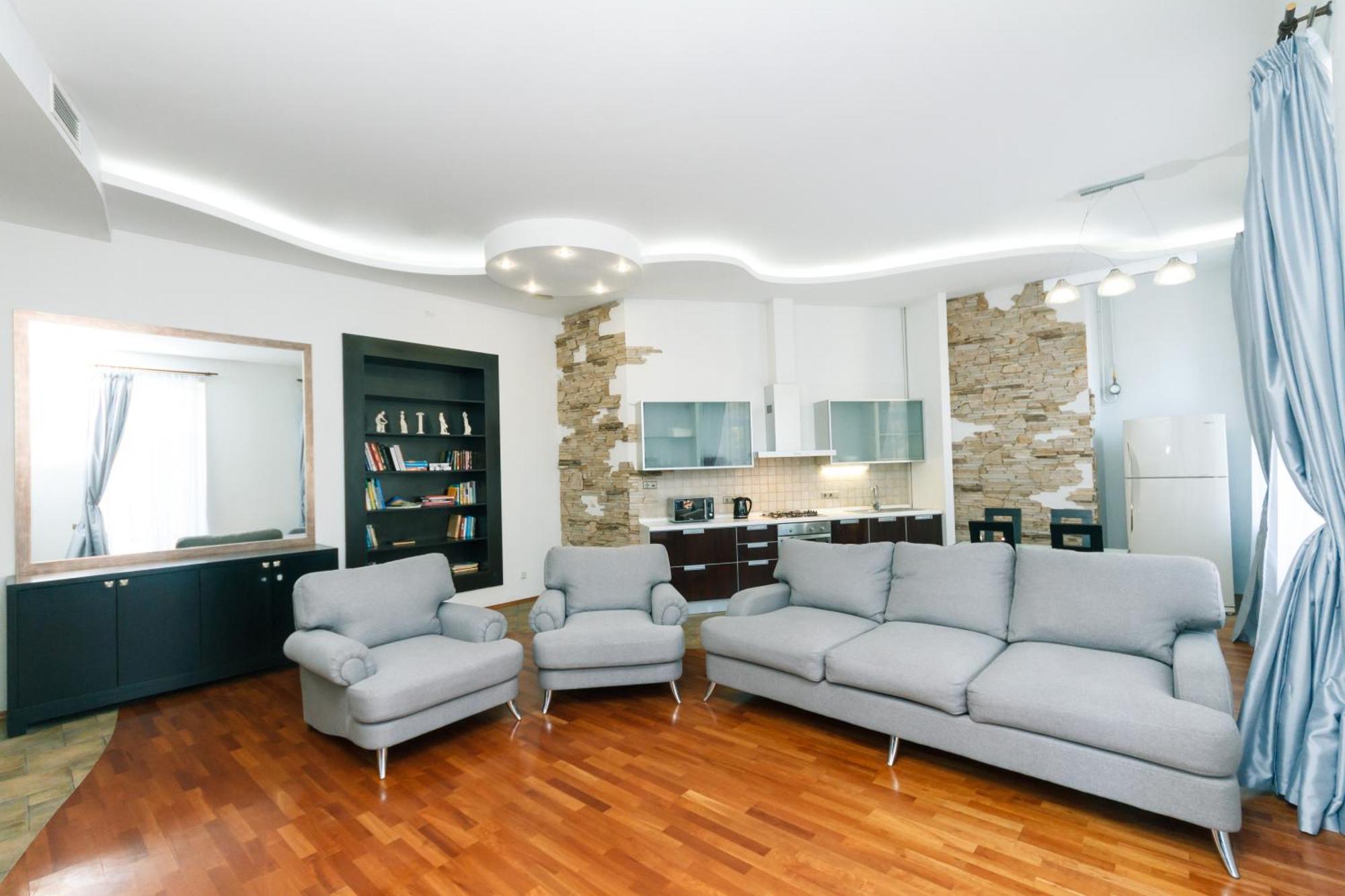 شقة Lux Near Maidan, Khreschutyk 3Br كييف المظهر الخارجي الصورة
